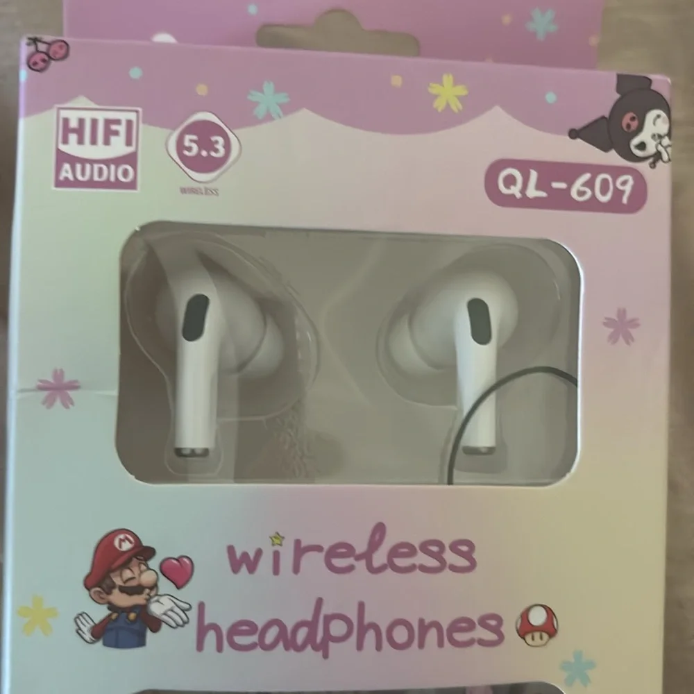 Kuromi Cute Wireless Headphones - Black NEW